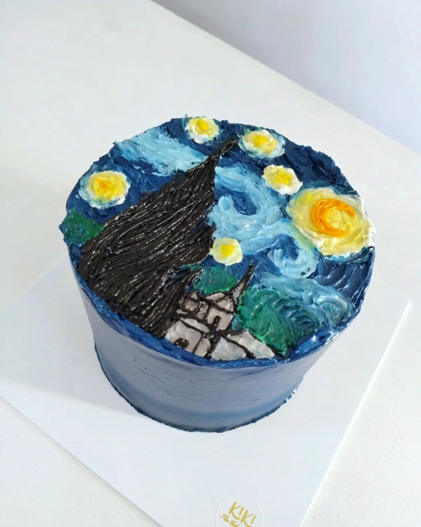 Pastel pintado a mano inspirado en La noche estrellada de Van Gogh
